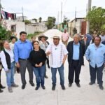 Entrega presidente de Ixtacuixtla Nueva Calle pavimentada en Ecatepec 
